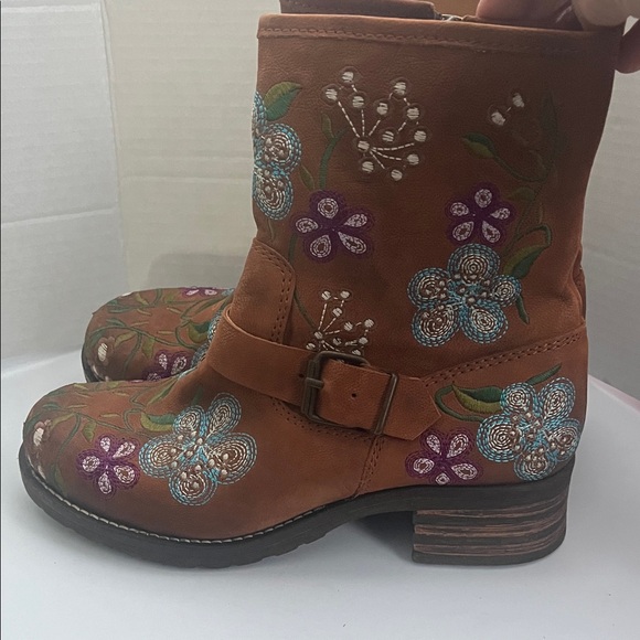 Brako Shoes - Brako flower embroidered brown zip up moto style boots size 41 women’s 10